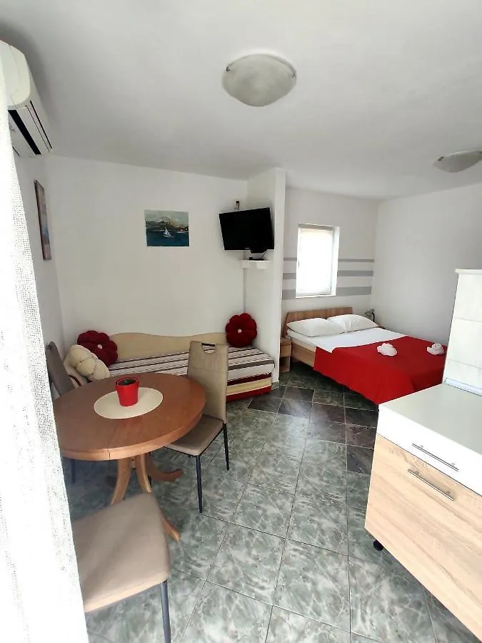 Apartments With A Parking Space Slatine, Ciovo - 12811 Slatine